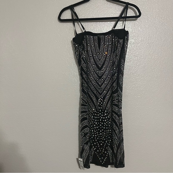 Banjul Black Iridescent Rhinestone Cocktail Dress Size Medium - Picture 3 of 6